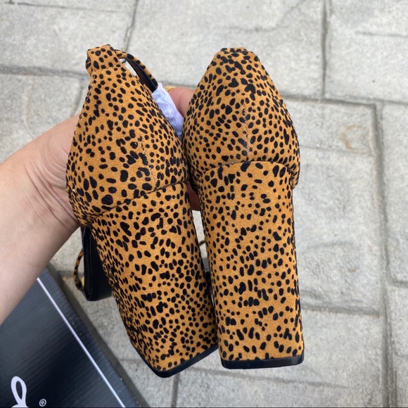 Qupid animal print one strap sandals NWT  qupid 9 - Picture 5 of 7